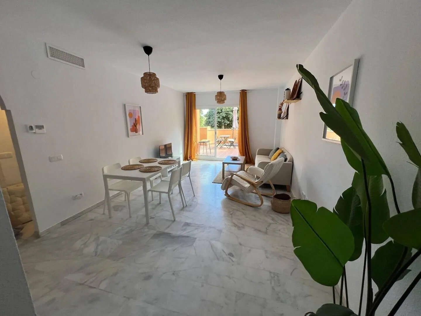 Stylish Marbella Spot Pass The Keys Apartman Spanyolország