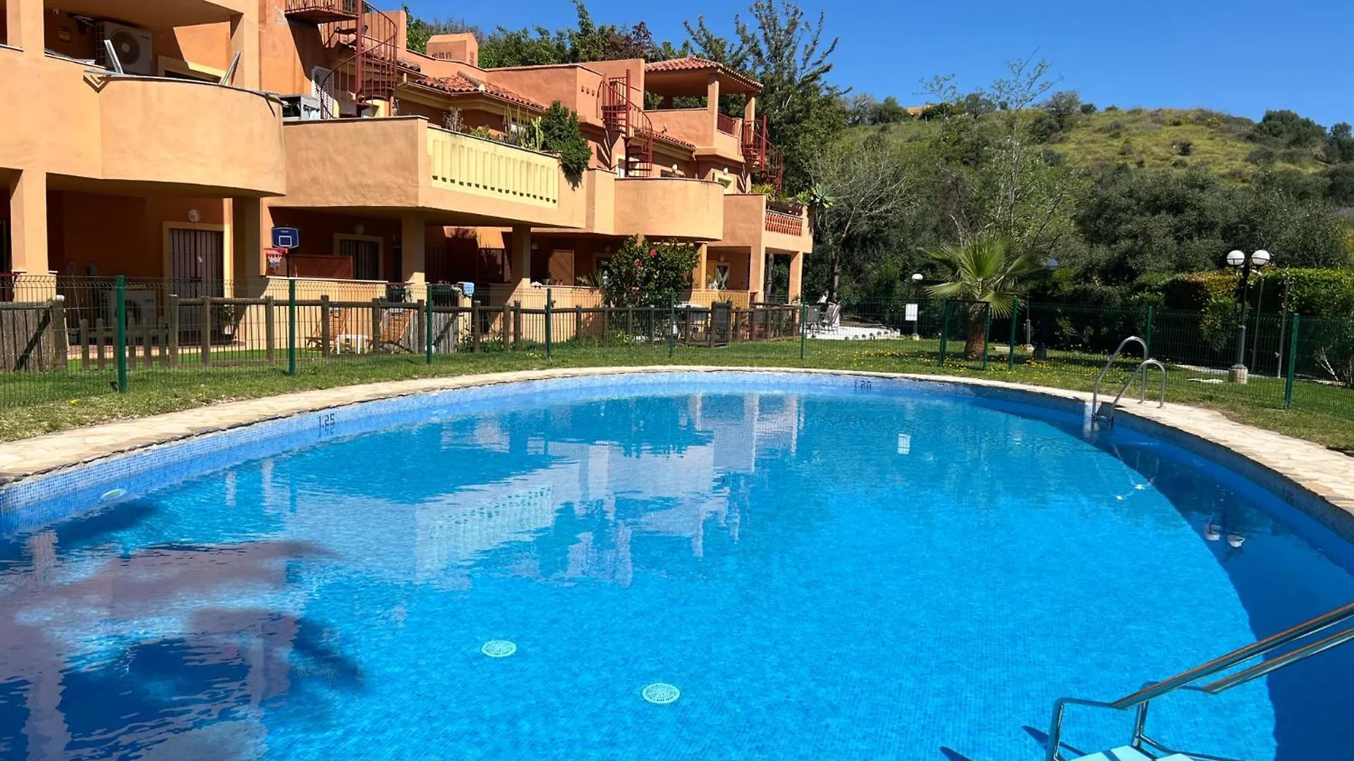 Stylish Marbella Spot Pass The Keys Daire İspanya