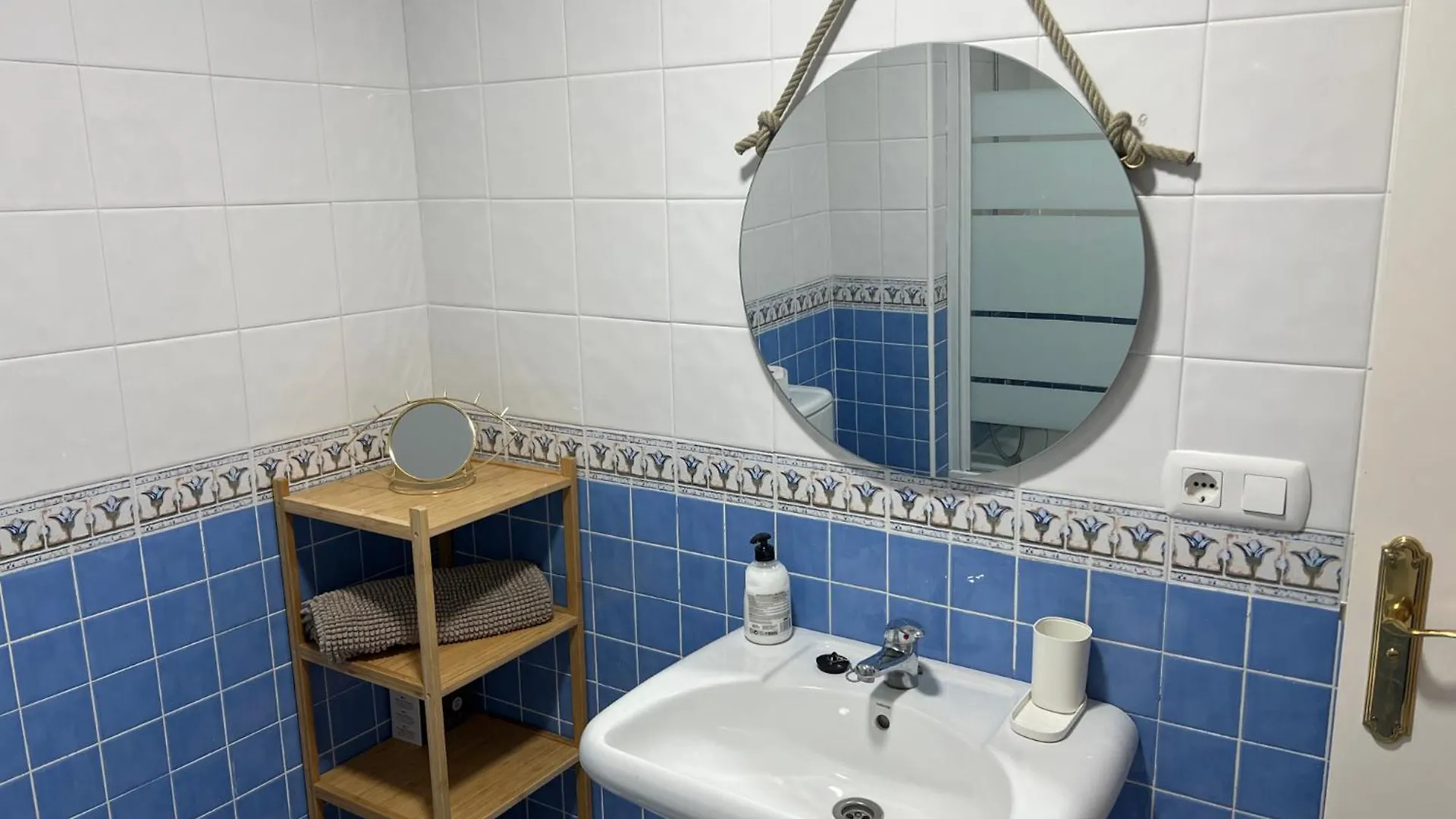 Stylish Marbella Spot Pass The Keys Apartman 0*,