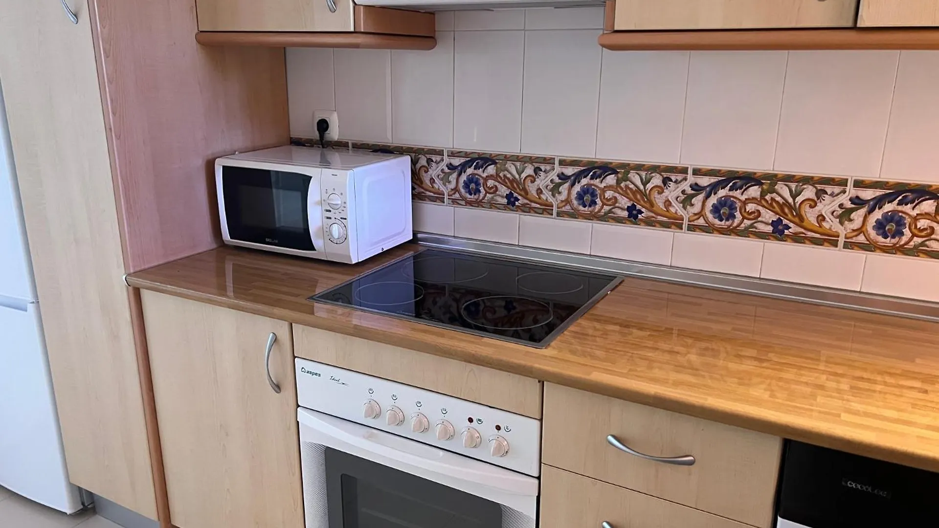 Stylish Marbella Spot Pass The Keys Daire