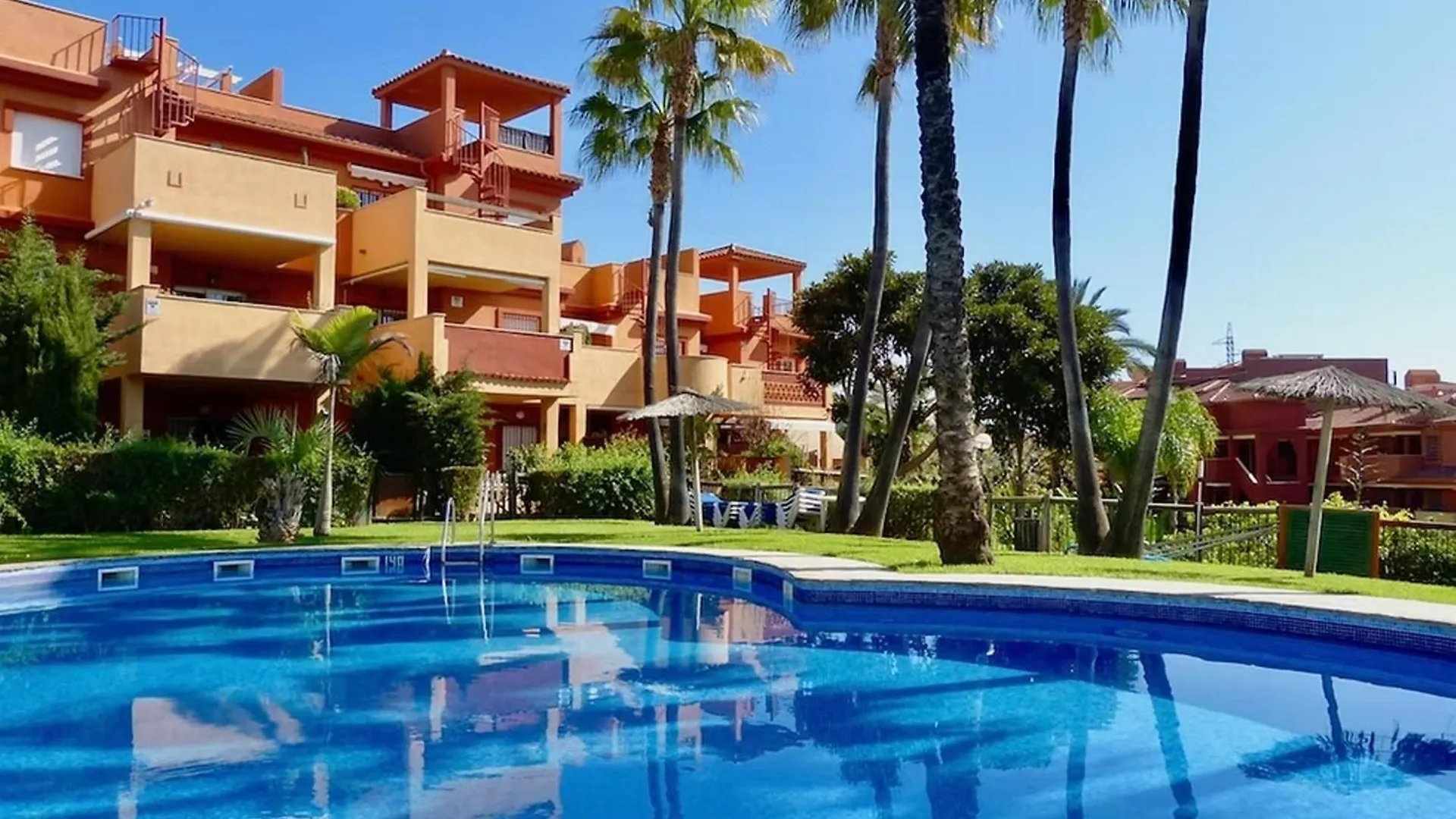 Stylish Marbella Spot Pass The Keys Apartman
