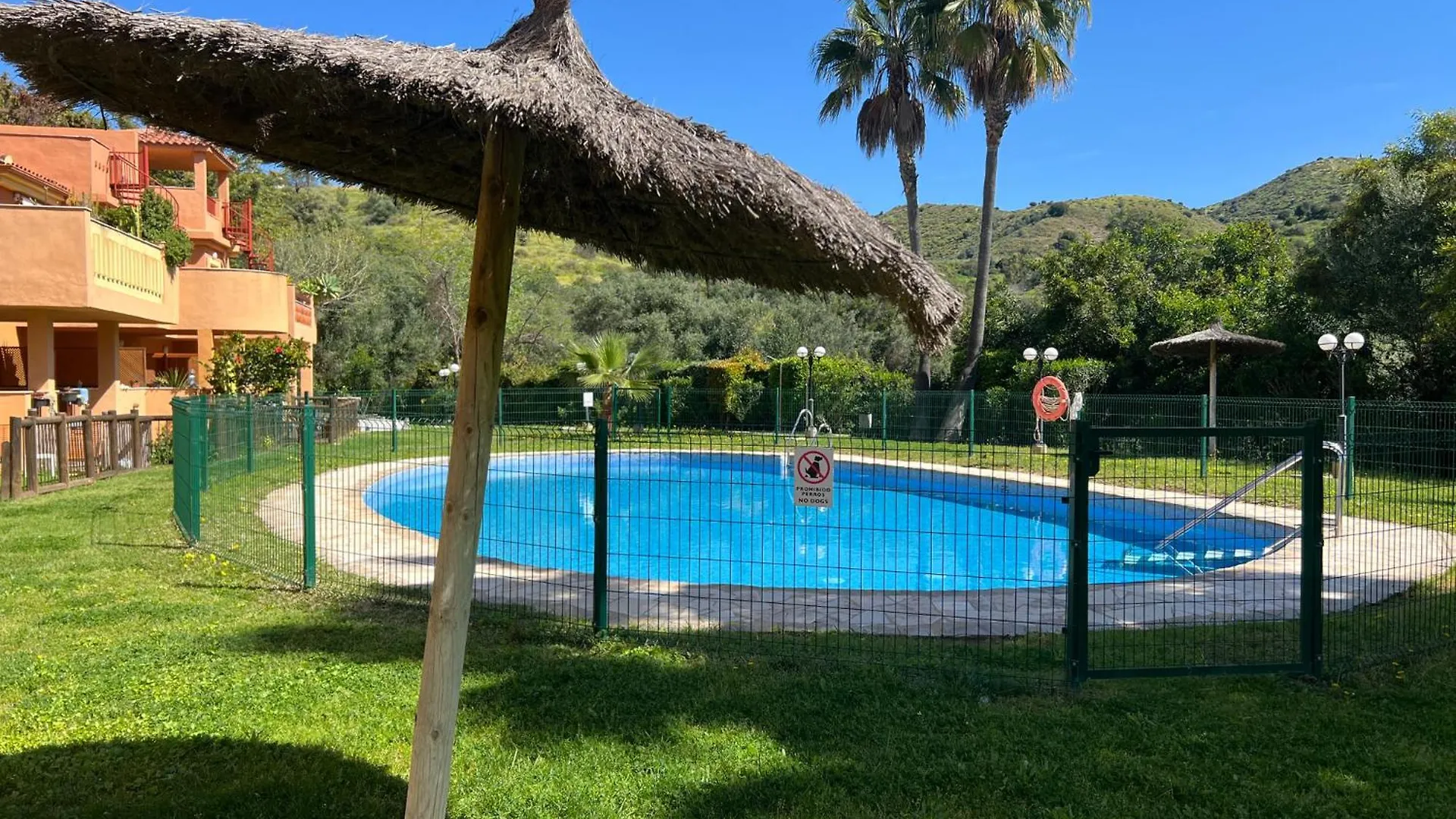 Stylish Marbella Spot Pass The Keys Apartman