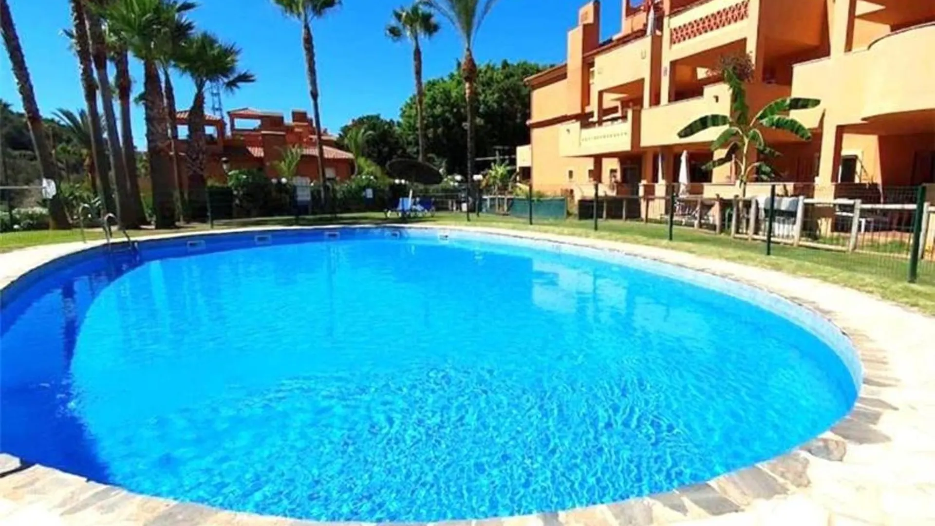 Stylish Marbella Spot Pass The Keys Daire